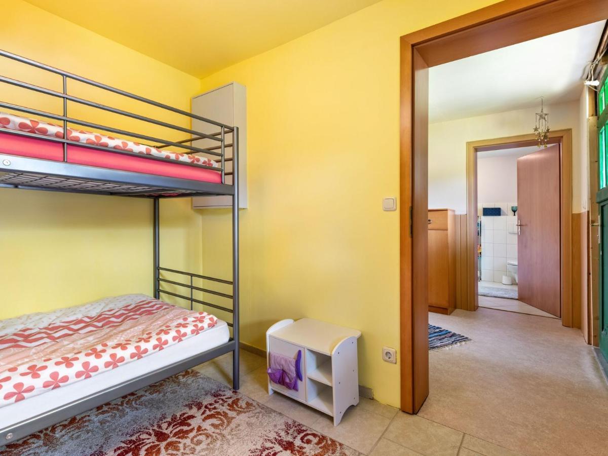 Snug Holiday Home In Divitz Spoldershagen Near Skydiving מראה חיצוני תמונה